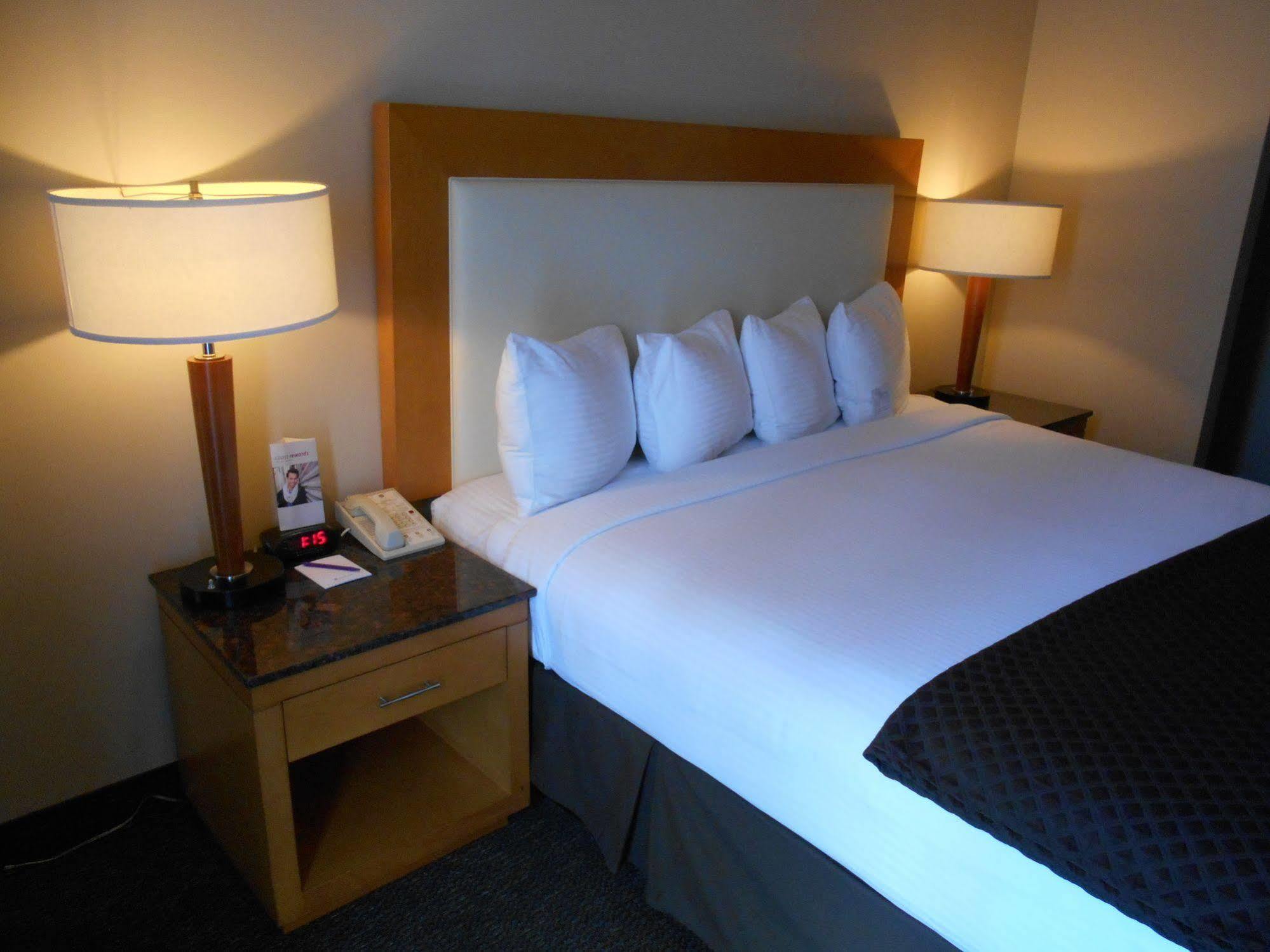 Red Lion Inn & Suites Olympia, Governor Hotel Eksteriør bilde